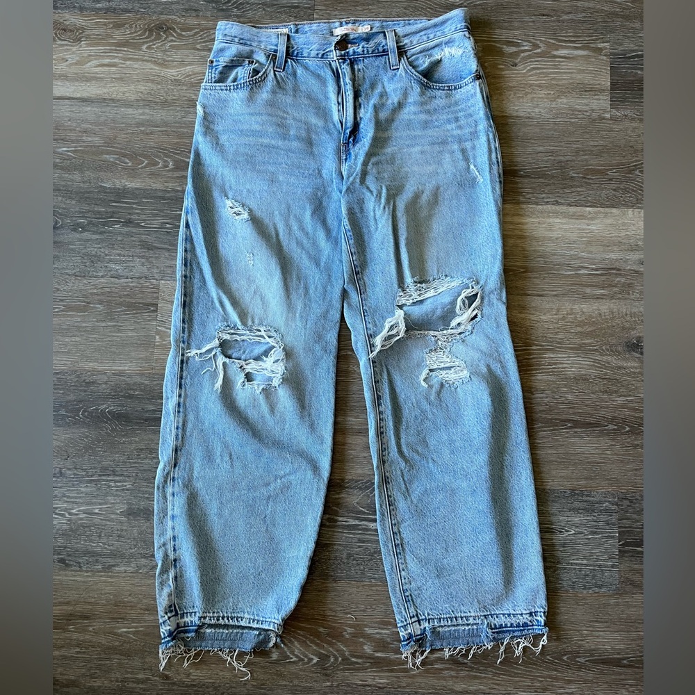 Levi’s Baggy Dad Jean